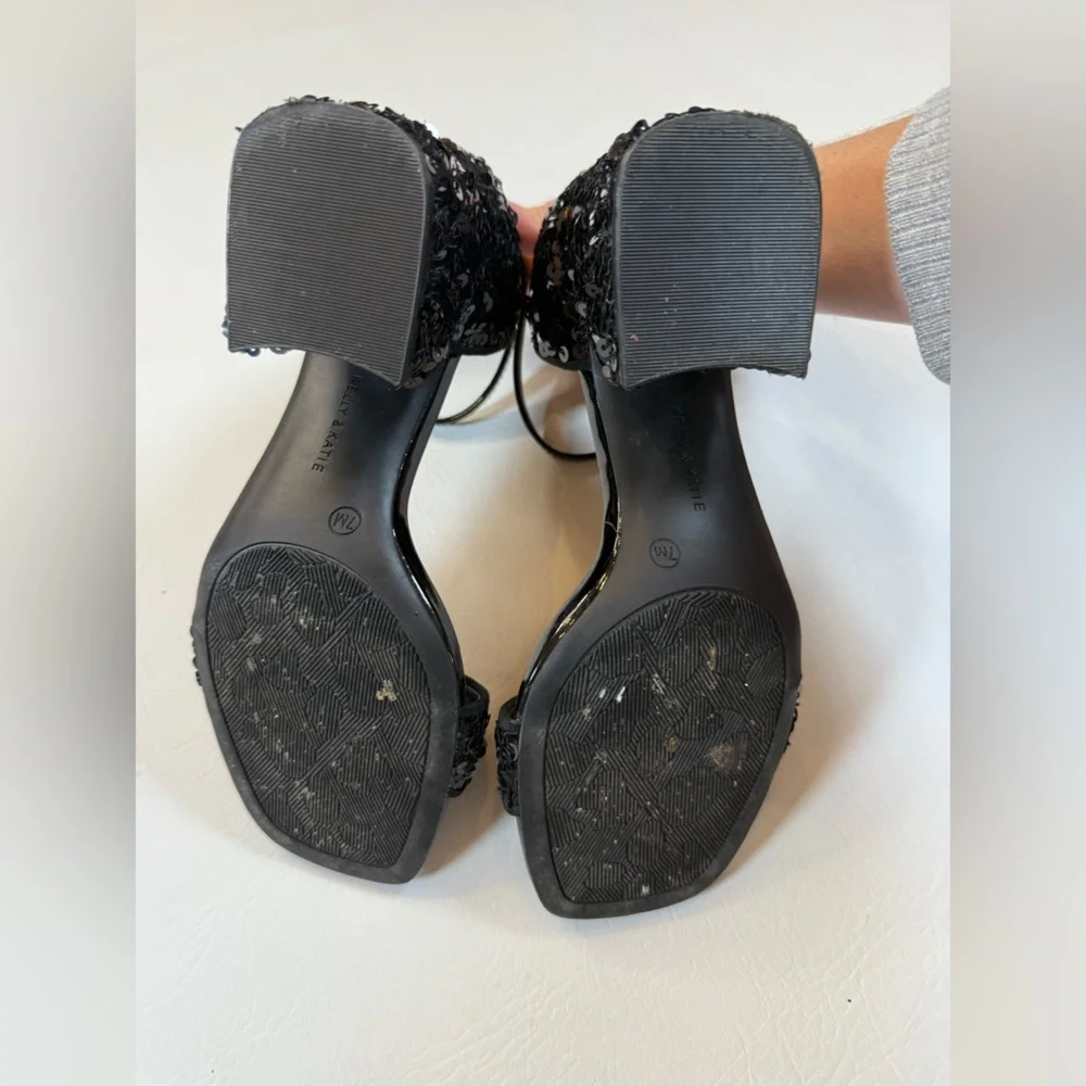 Kelly and Katie black sequin block heels size 7 prom party - Picture 8 of 9